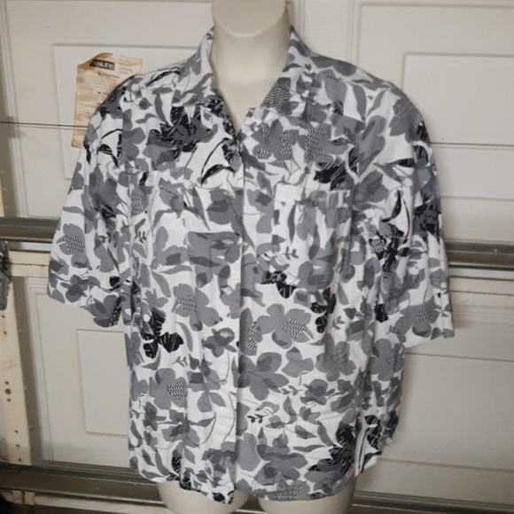 ellos Tops Ellos Size 4w Sku 146 Poshmark